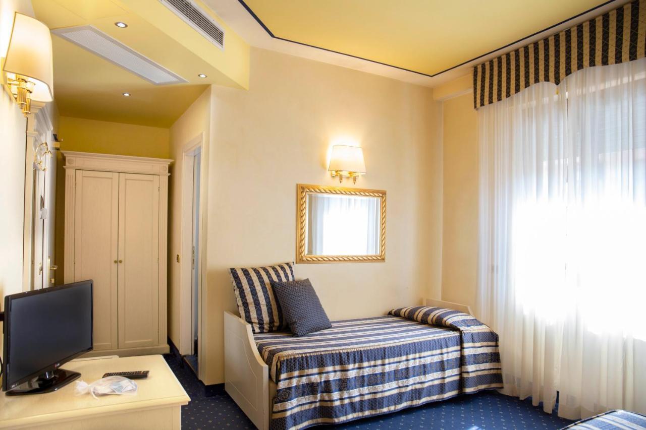 Albergo Milano Boario Terme Exteriér fotografie