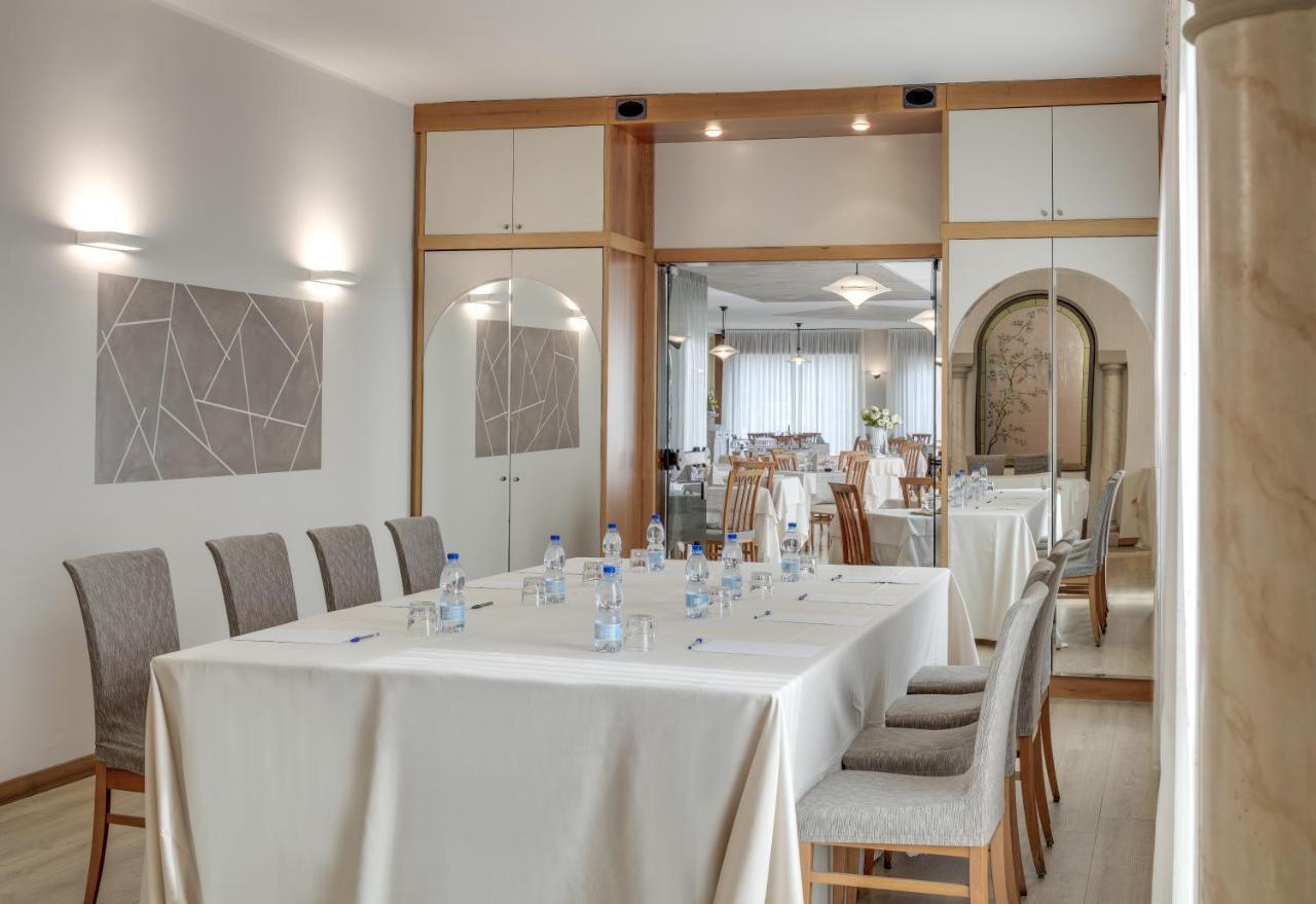 Albergo Milano Boario Terme Exteriér fotografie