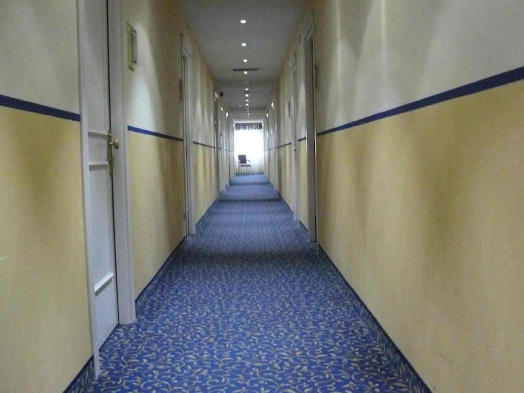 Albergo Milano Boario Terme Exteriér fotografie